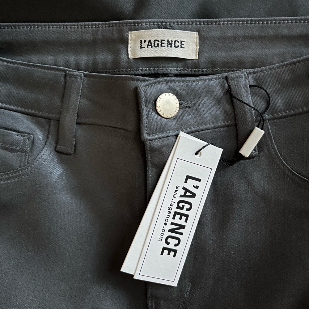NWT L'AGENCE | Kendra Coated Cropped Flare Jean in DARK SHADOW COATED | 27 & 29 - Picture 8 of 16